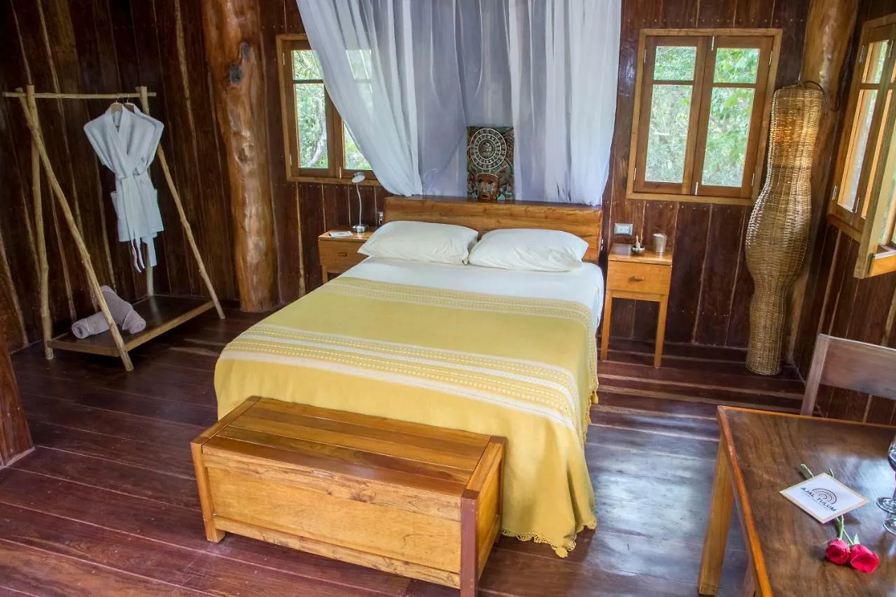 Ajal Tulum Tree House 호텔